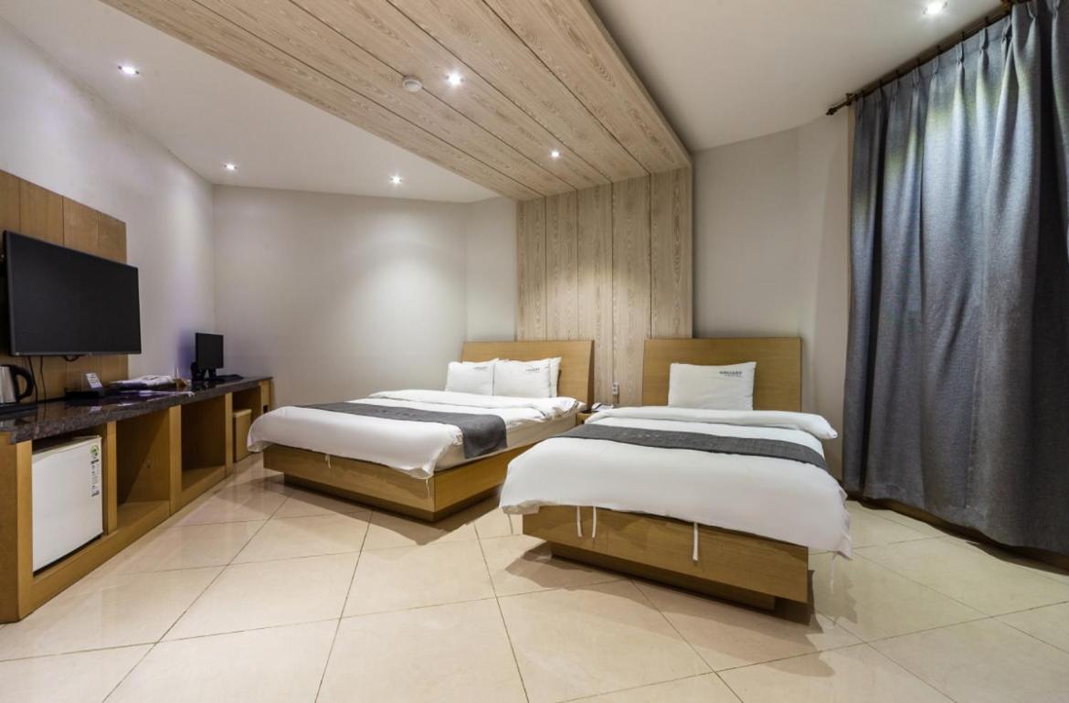 Gallery Hotel Kvangdzsu Kültér fotó