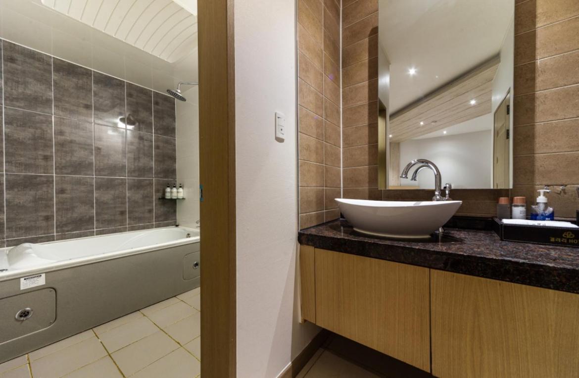 Gallery Hotel Kvangdzsu Kültér fotó