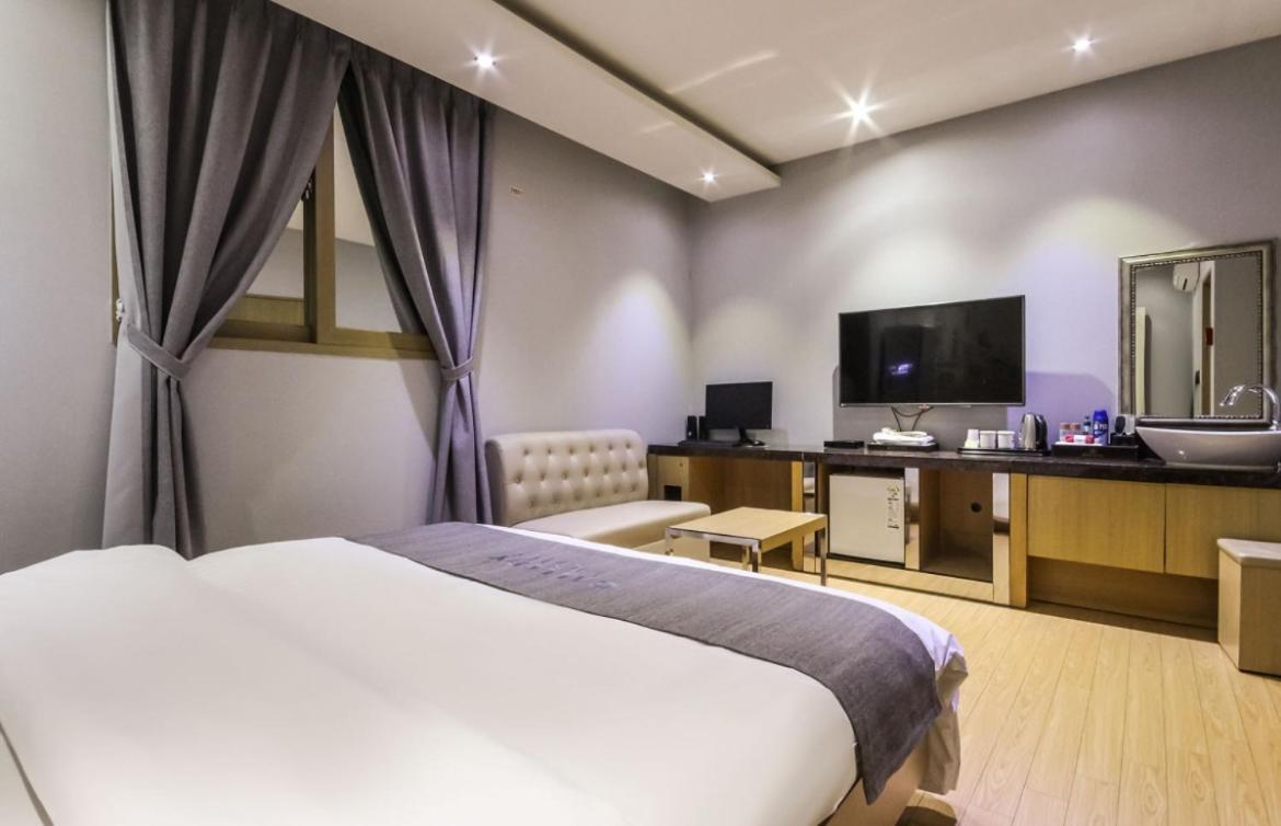 Gallery Hotel Kvangdzsu Kültér fotó